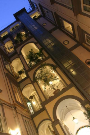 Гостиница Chiaja Hotel de Charme  Неаполь